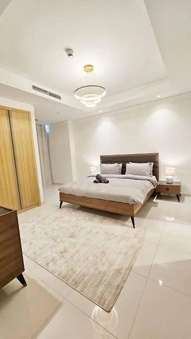 Luxury 2Br Midtown Apartment Dubai