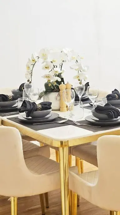 Luxury 2Br Midtown Apartment Dubai