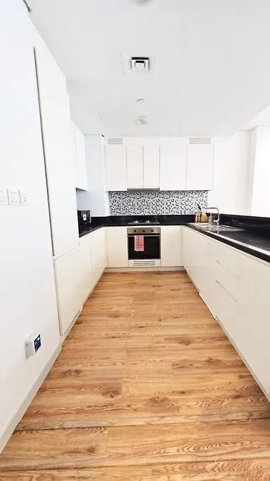 Luxury 2Br Midtown Apartment Dubai