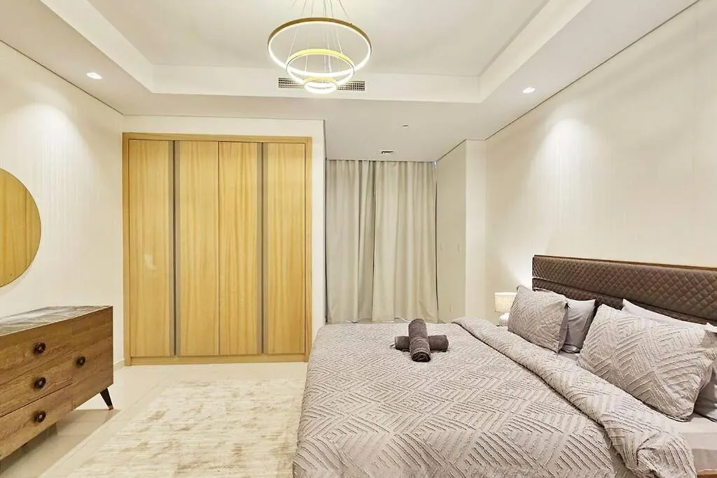 Luxury 2Br Midtown Apartment Dubai